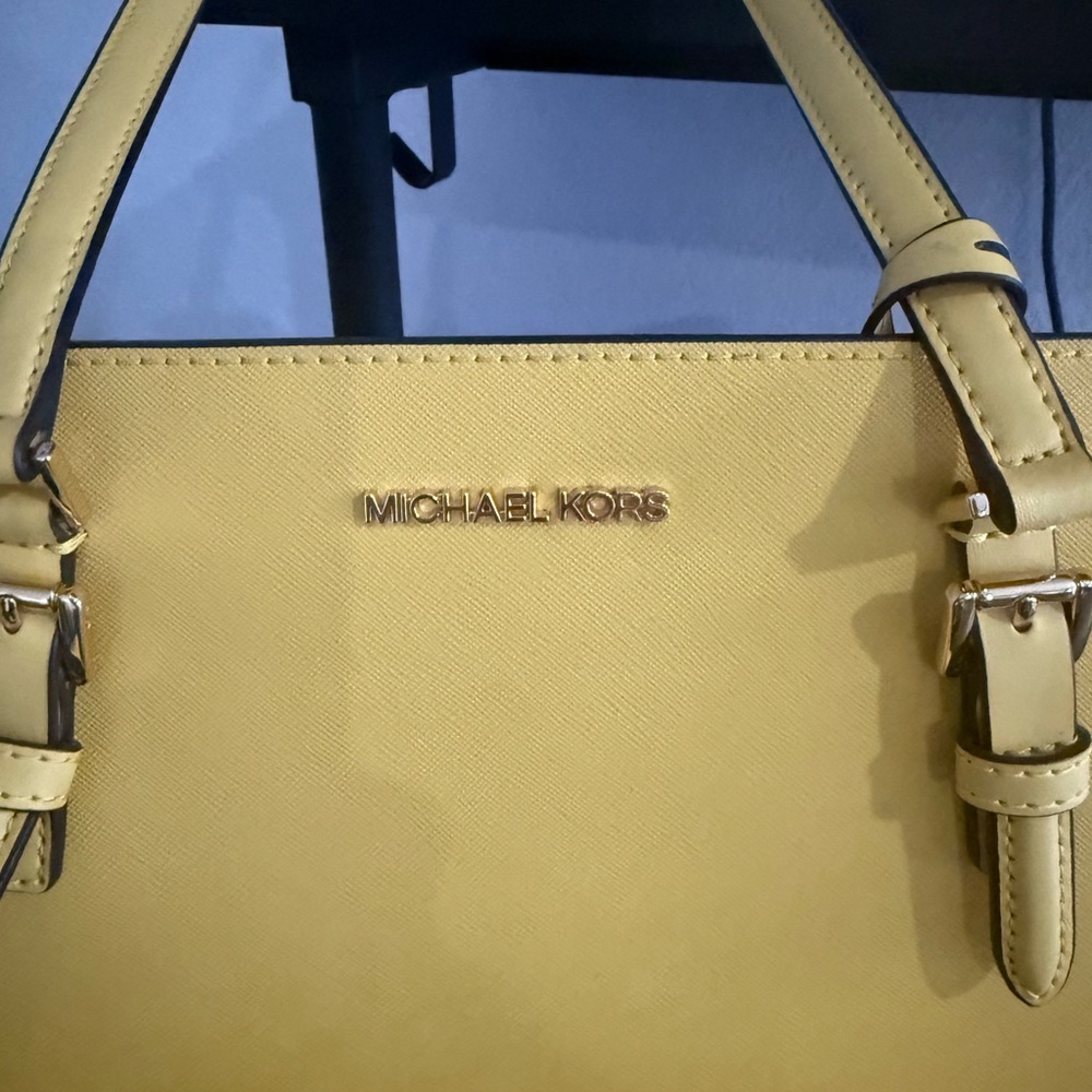 NWOT Michael Kors Sunny Yellow Tote and Wallet - Picture 7 of 11
